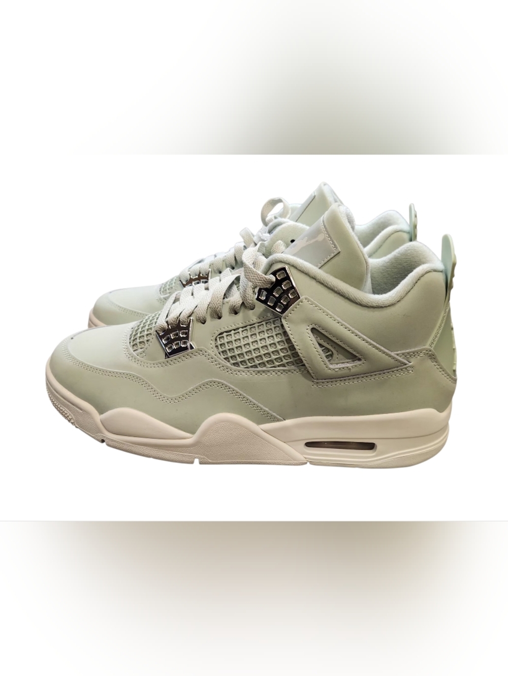 NEW  Women’s Air Jordan 4 Retro “Seafoam/Sail Sz. 11